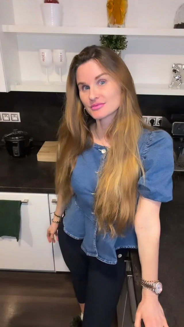 „Účetní: Hotovo, můžeme podávat.
Klient: Ještě drobnost – pár dokladů z prosince, všechno hotově.
Účetní: …a v tu chvíli jsem přestala věřit na klidný konec roku.“
Znáte to? 🤣🫣😆